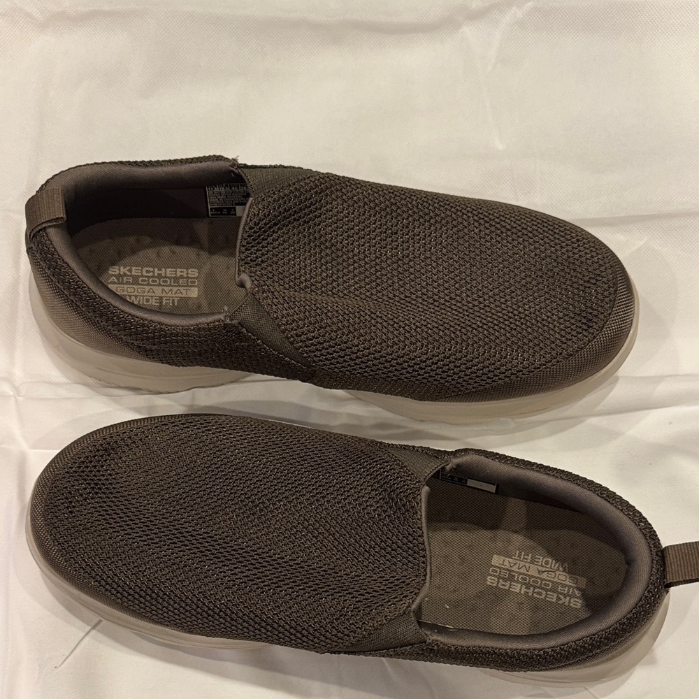 Skechers Men's Dark Brown Ultra Go Mesh Slip-Ons